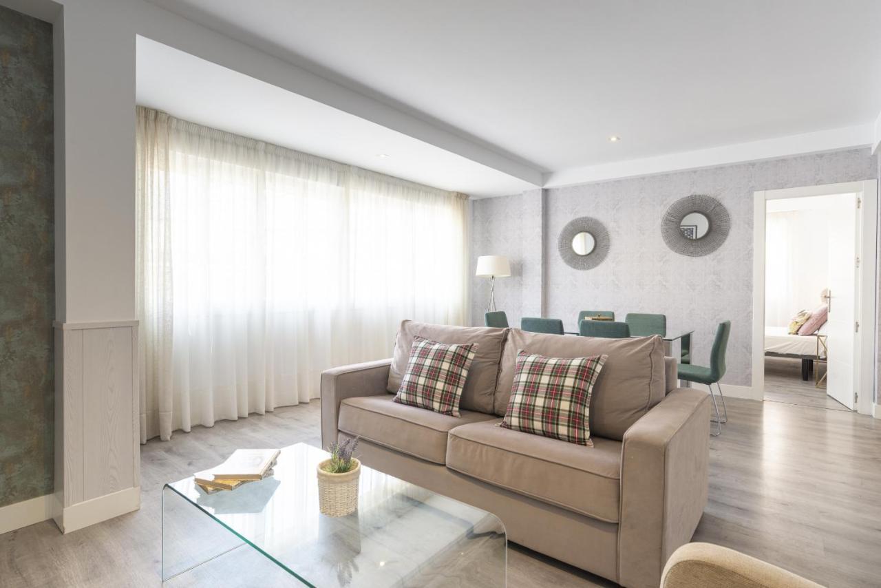 Soho Premium 4 Bedrooms Apartment Málaga Dış mekan fotoğraf