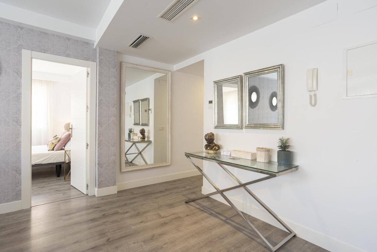 Soho Premium 4 Bedrooms Apartment Málaga Dış mekan fotoğraf